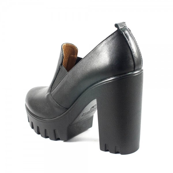 Туфли женские Tutto Shoes T3079 черная кожа