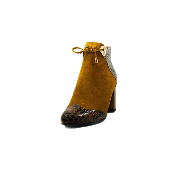 Ботинки демисезон женские Morento 1546 коричневые