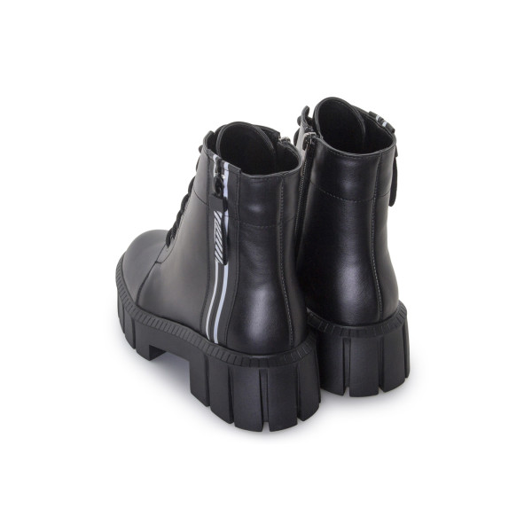 Ботинки женские Tomfrie MS 25001 черный